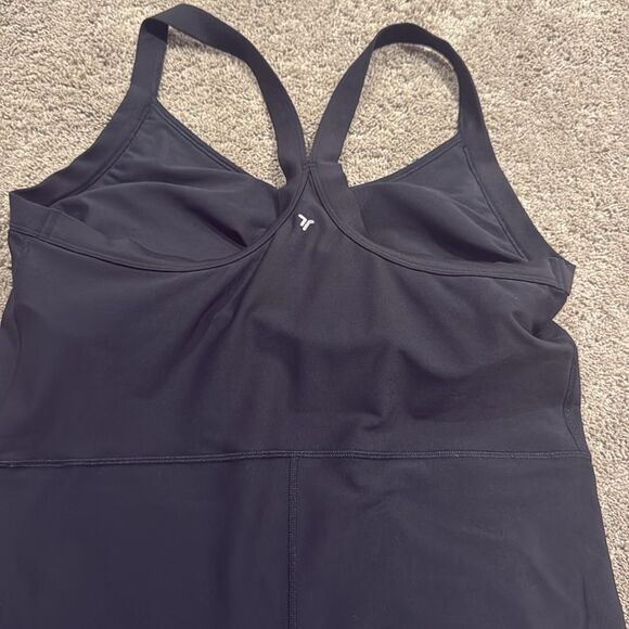 Old navy active PowerSoft! One piece with biker shorts - built in bra - XL - Picture 3 of 5
